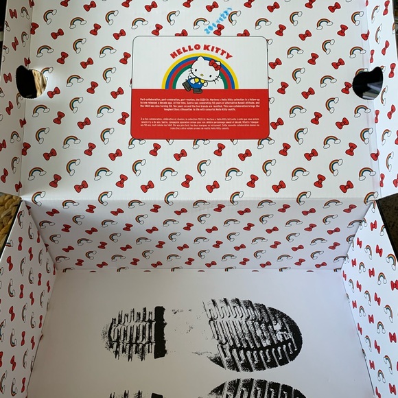 Hello Kitty x Dr Martens 1461 Quad Loafer - Picture 8 of 8